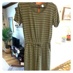 Old Navy jumpsuit with pockets